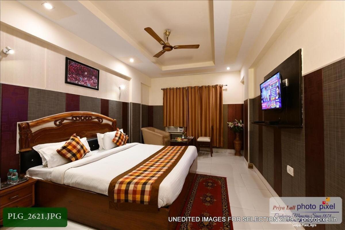 Hotel Chanakya Agra  Exterior foto